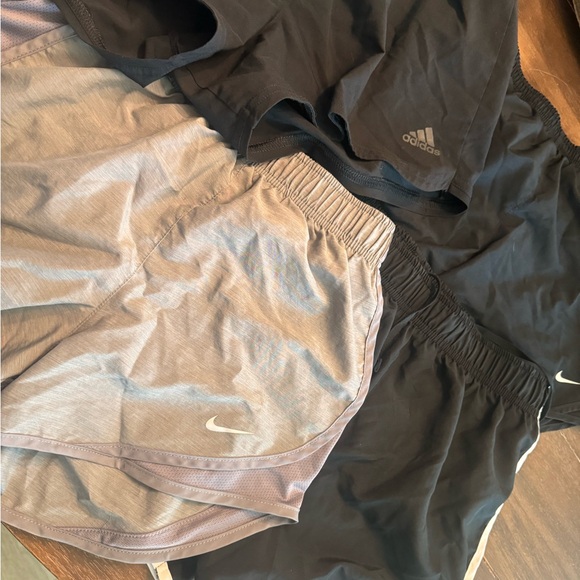 4 PAIR of adidas NIKE , like new…. - Picture 1 of 4